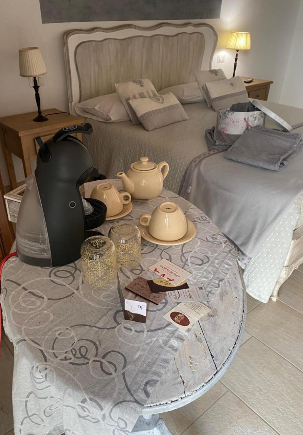 Orchidea Del Garda Rooms & Apartments ペスキエーラ・デル・ガルダ エクステリア 写真